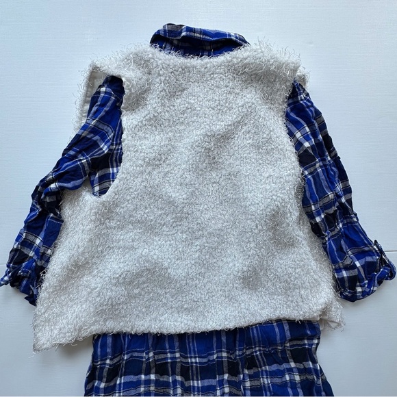 Amy Byer blue white plaid tunic button up shirt white fuzzy vest‎ girls 16 - Picture 6 of 15